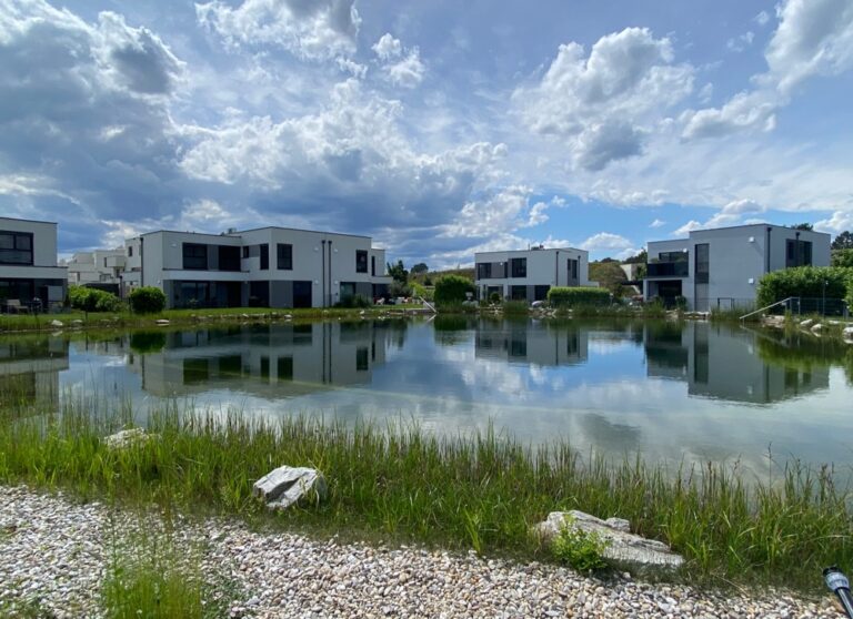 Architektenvilla als Doppelhaus